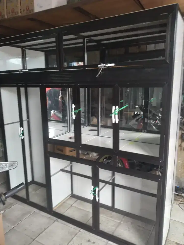 DEPPOT AIR MINUM ISIULANG BARU