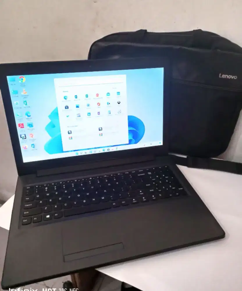 Laptop core i7 gen7 Lenovo Ideapad 310-15 RAM8 VGA 2gb SSD 256 win 11