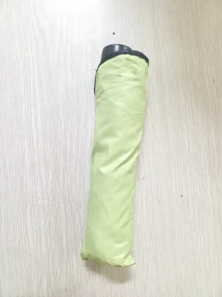 PAYUNG WARNA HIJAU MUDAH