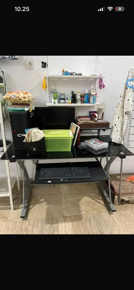 Di jual meja kerja komputer
