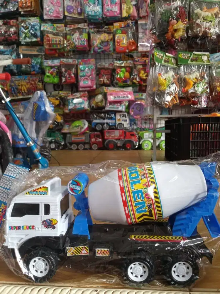 mainan anak truk molen