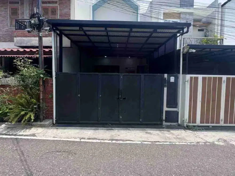 DISEWAKAN RUMAH FULL FURNISHED ARCAMANIK ENDAH DKT ANTAPANI