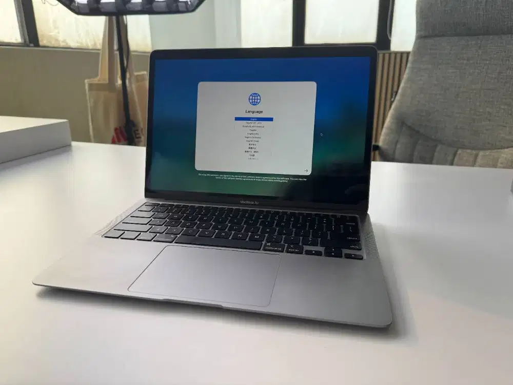 Macbook Air M1 8/256 GB Second