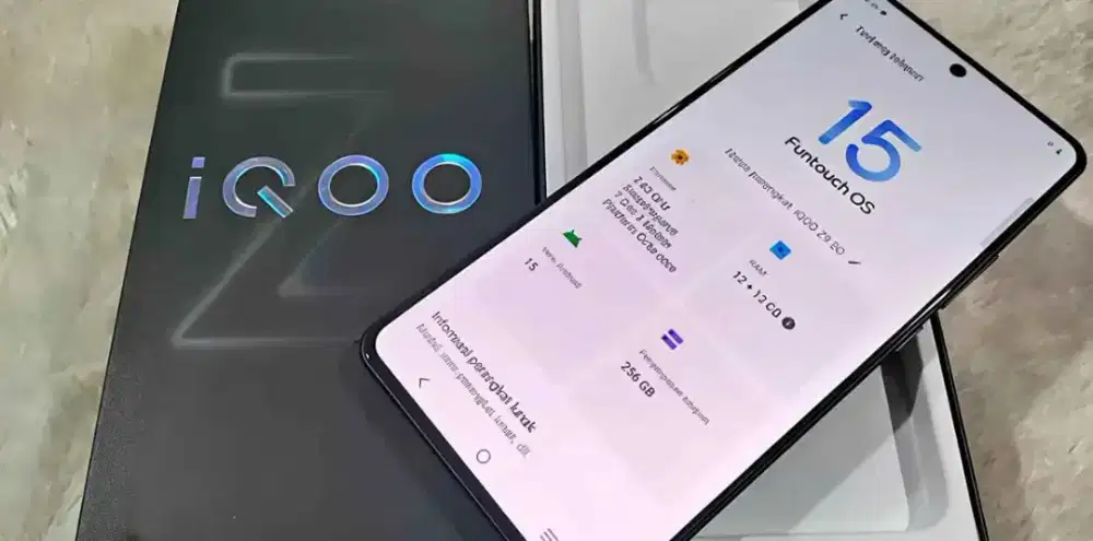 IQOO Z9 12/256 -  HITAM