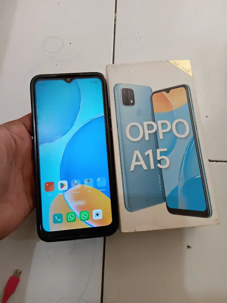 Oppo A15 fullset lengkap dusbuk 3/32. Resmi. Lecet pakai saja.