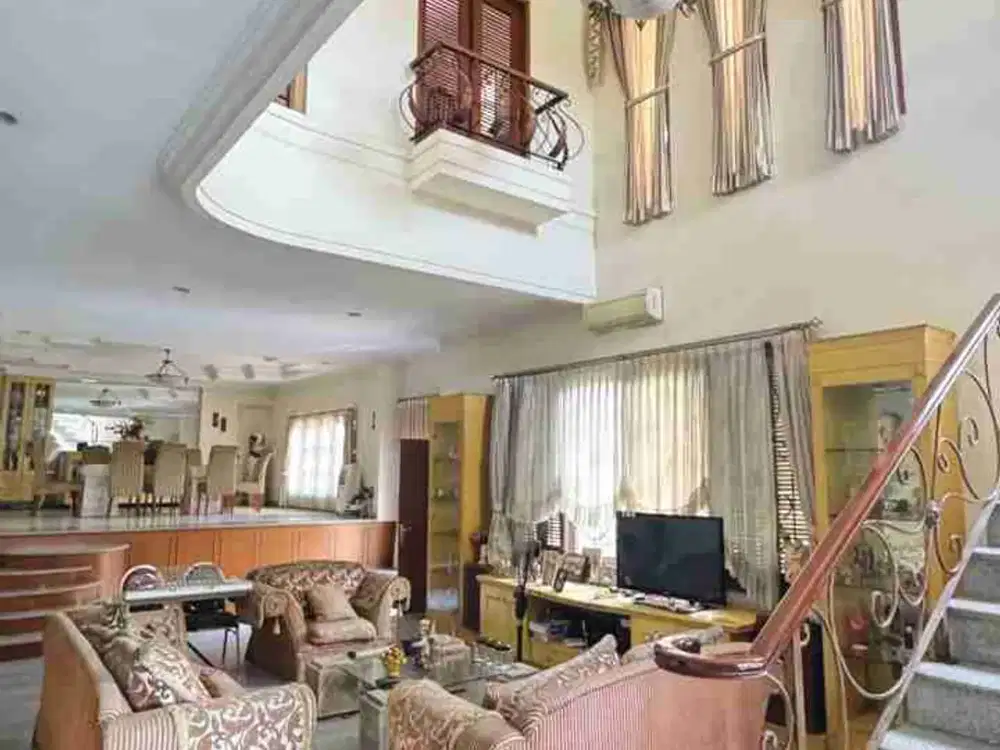 Rumah Graha Family Blok C Full Furnish Surabaya Barat