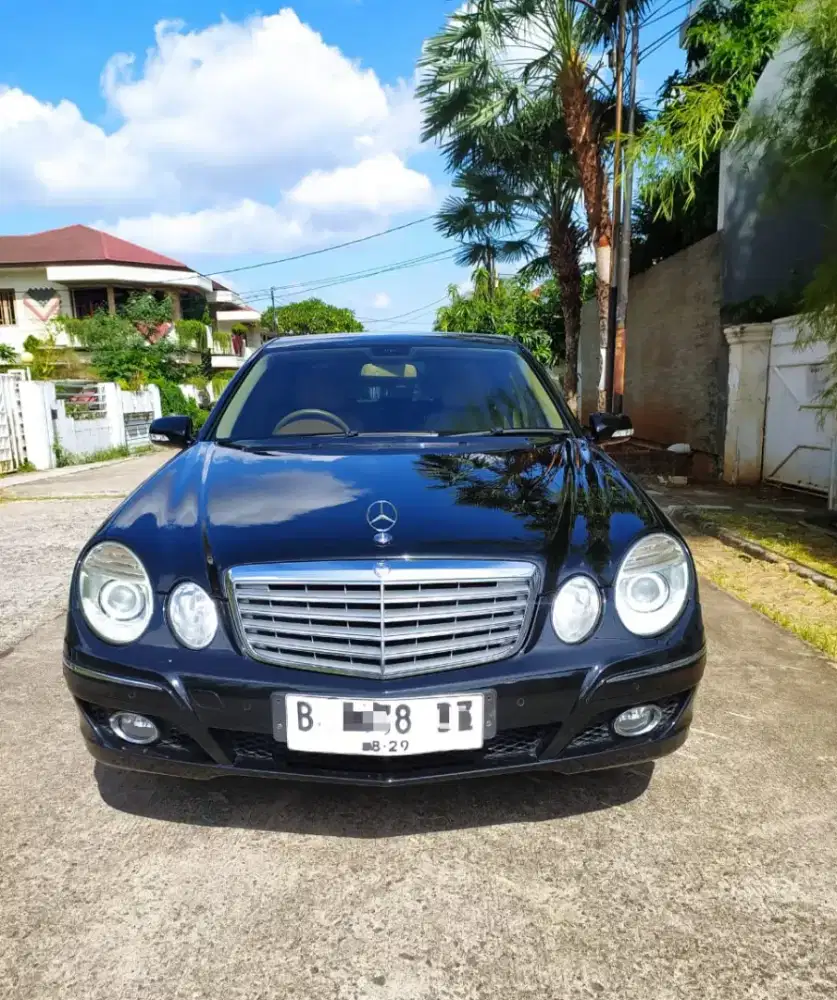 Mercedes Benz E230 9Edition Best Condition