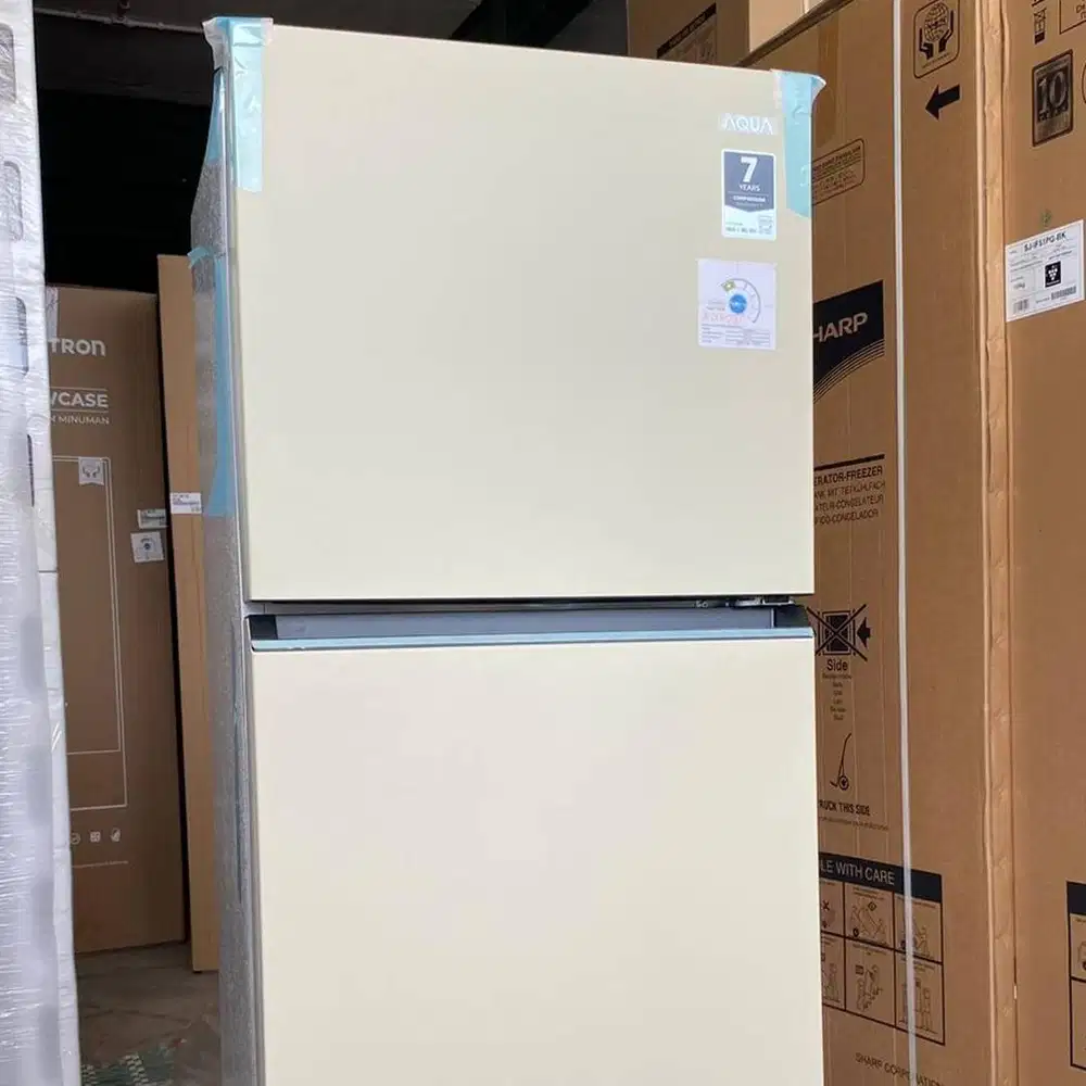 Kulkas 2 Pintu AQR DTM 245