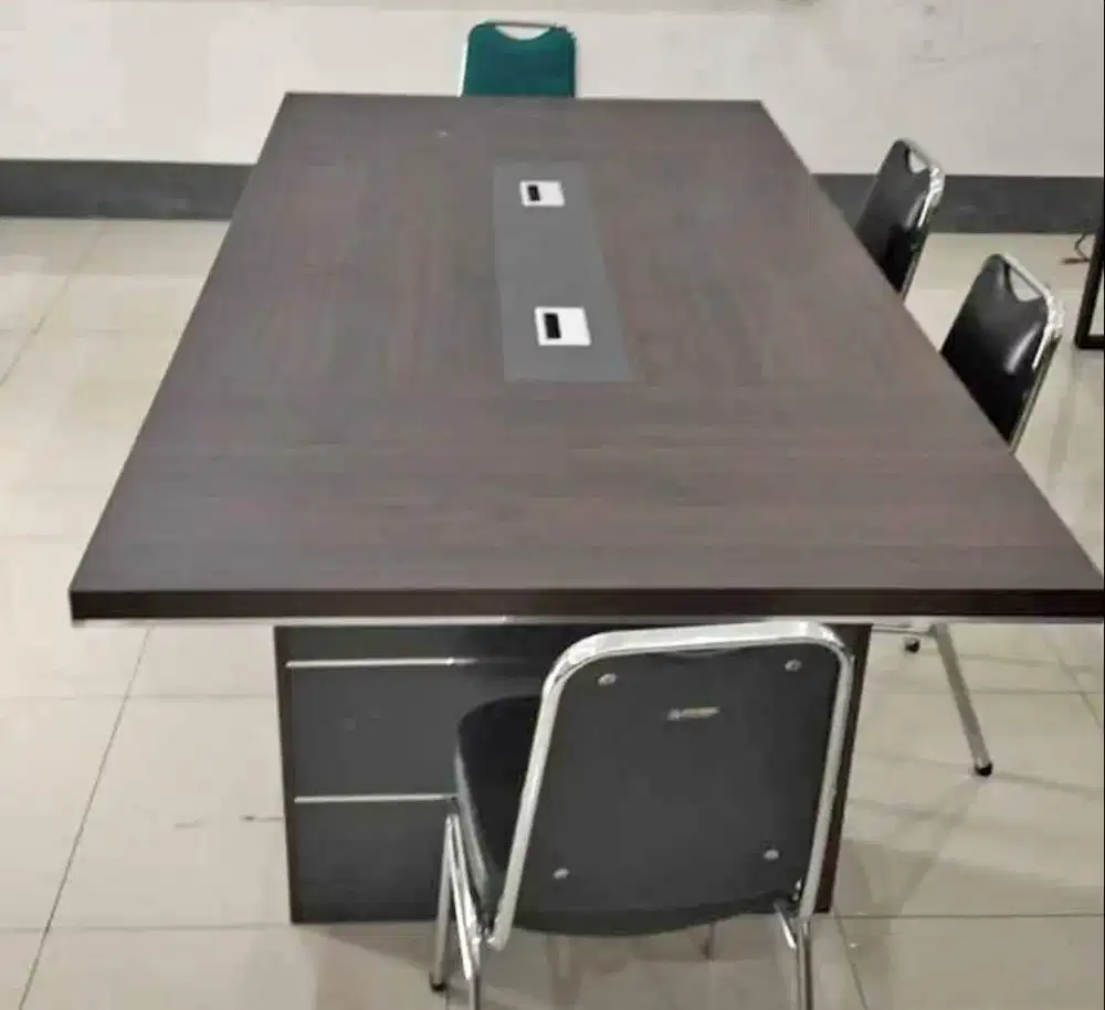Meja Meeting Modern