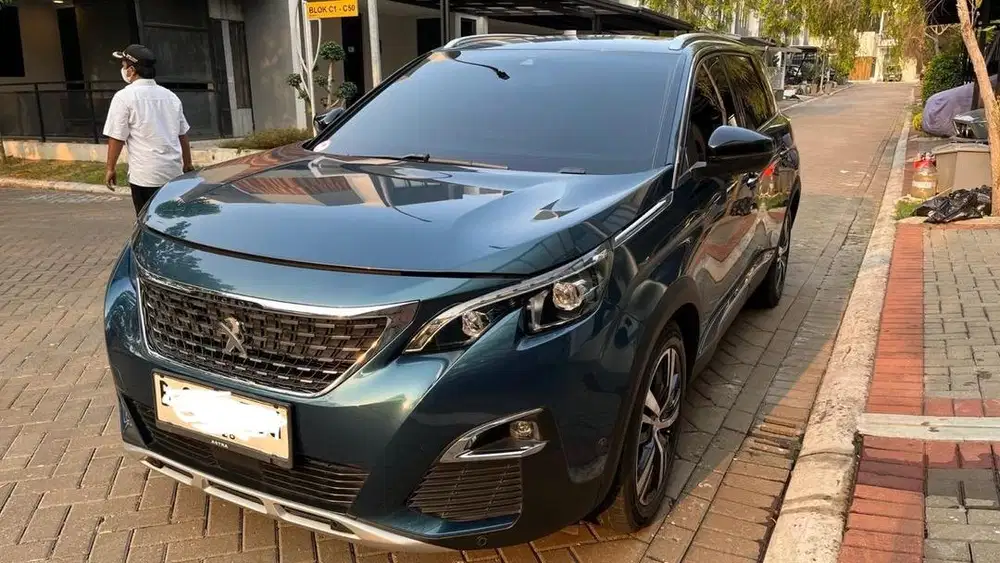 Peugeot 5008 - 7 seater luxury