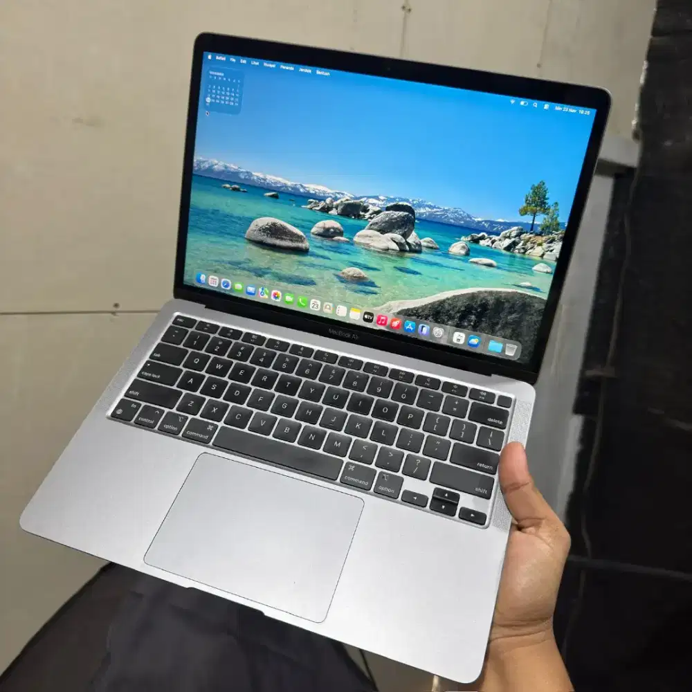 Macbook air m1 2020 ram 8gb ssd 128gb grey bisa cod
