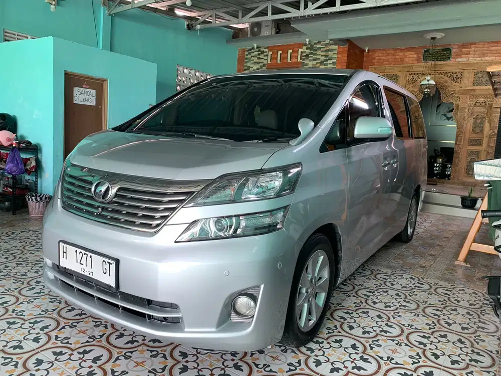 Toyota Vellfire 2011 Bensin