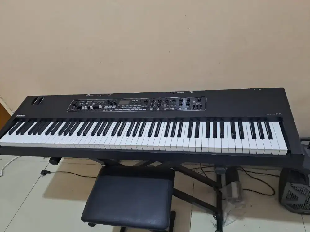 Synth digital piano Yamaha CK88