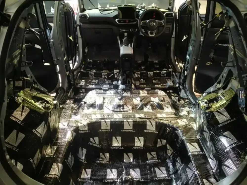 Peredam suara dan peredam panas mobil termurah