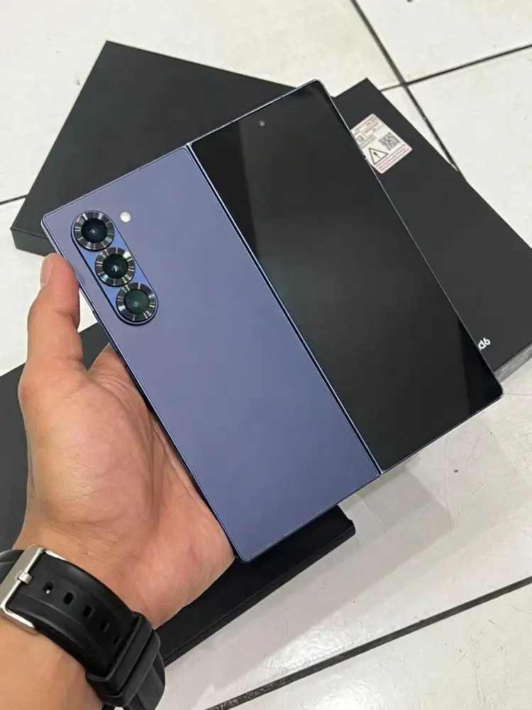 Samsung Galaxy Z fold 6 12/256GB resmi sein