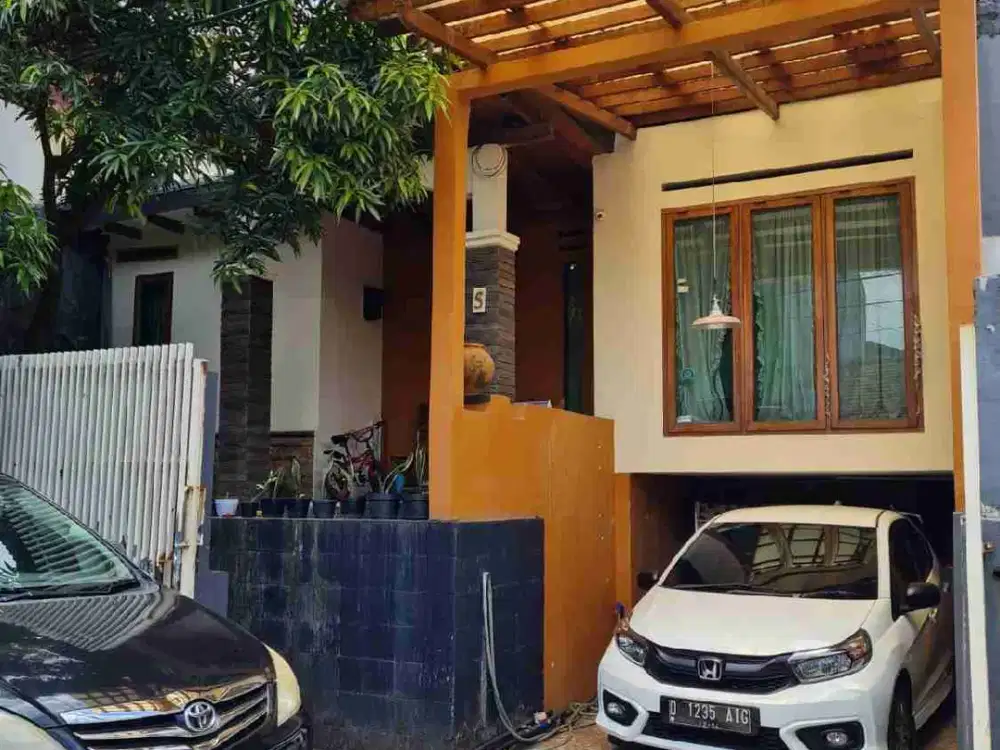 Di jual rumah minimalis di turangga buahbatu tengah kota lokasi strategis cocok untuk investasi
