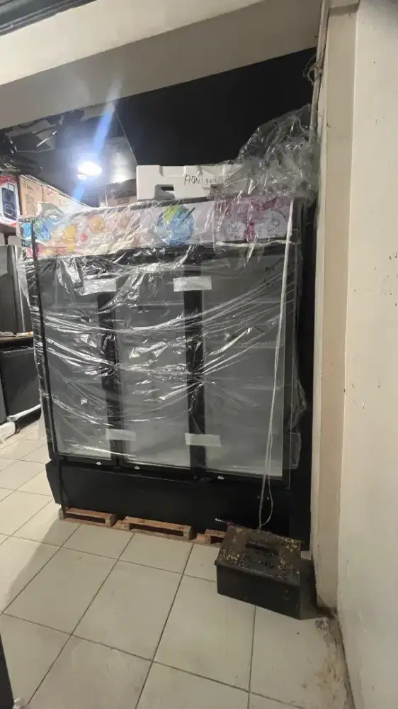 Showcase 3 pintu kredit