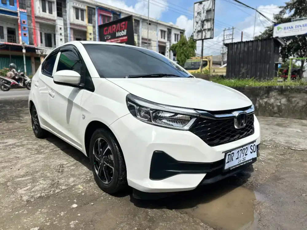 Honda Brio Satya 2024 Matic Putih