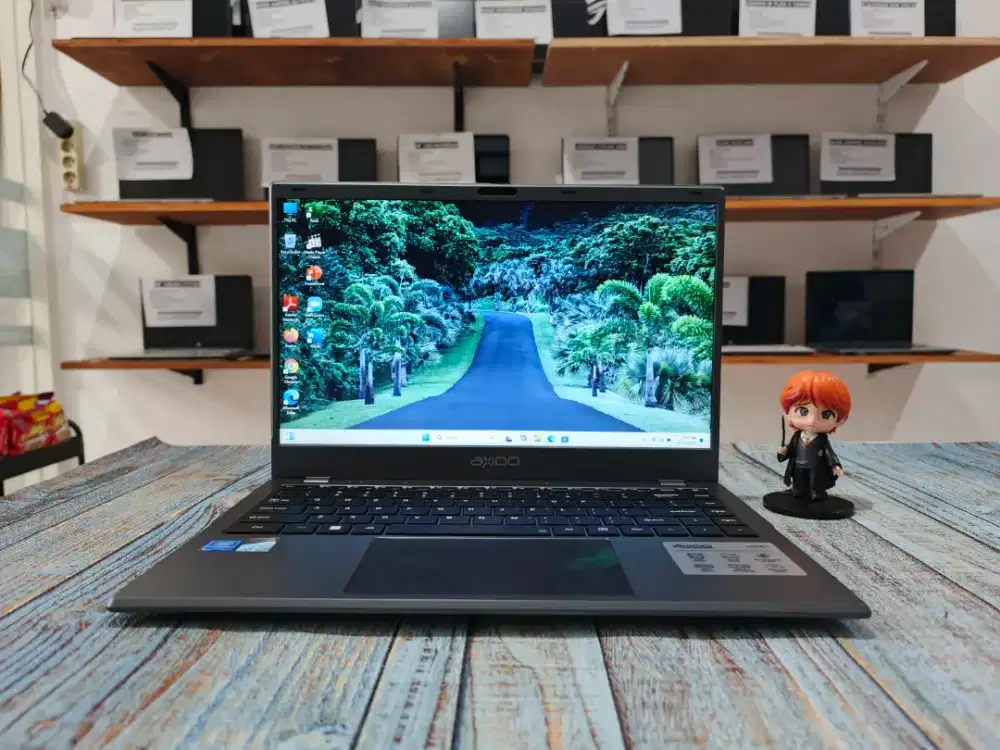 Dijual Cepat Laptop Second AXIOO HYPE 1/Celeron N4020/RAM 4 GB