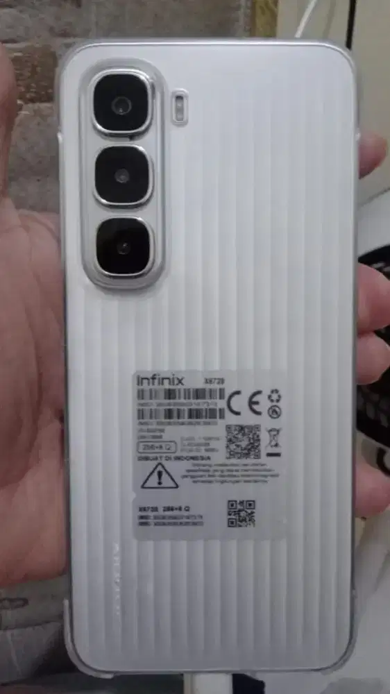 HP INFINIX HOT 60i FULL SETT RAM 16/256GB MASIH ADA KARTU GARANSINYA