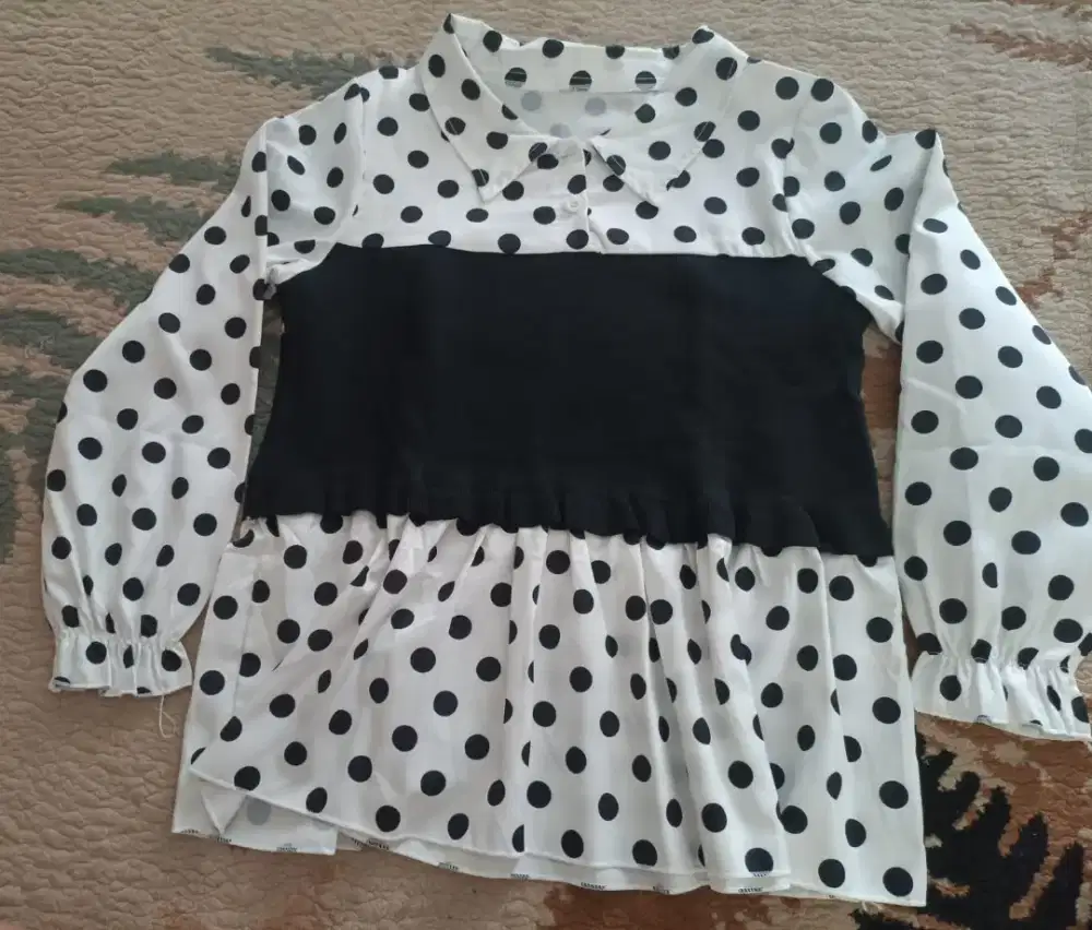 Atasan Anak Polkadot