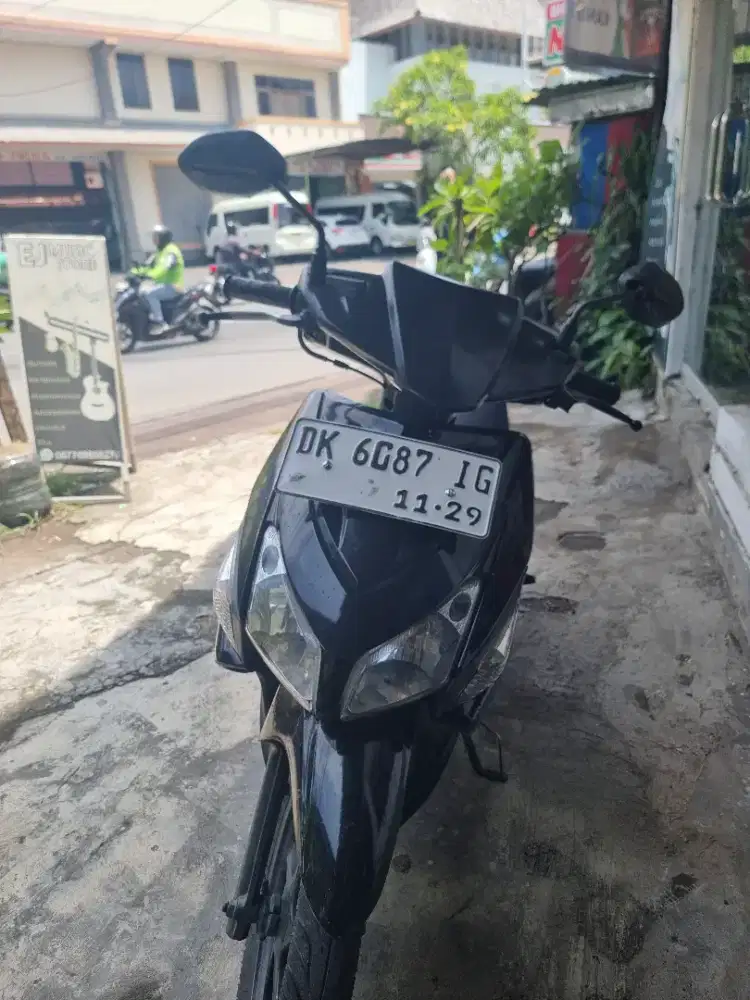 Dijual vario 110 2009 pajak plat hidup