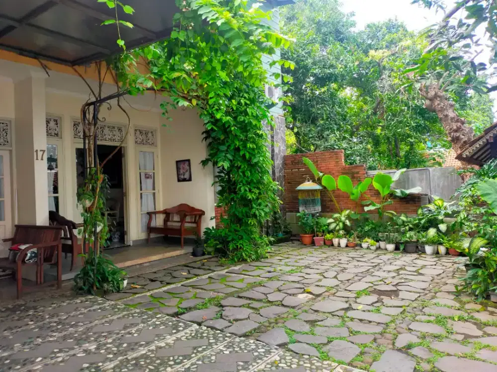 Rumah Asri Mugas pusat kota