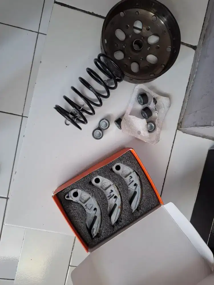 Mankok kampas komplit per cvt daytona mangkok sdh bubut ori  aerox new