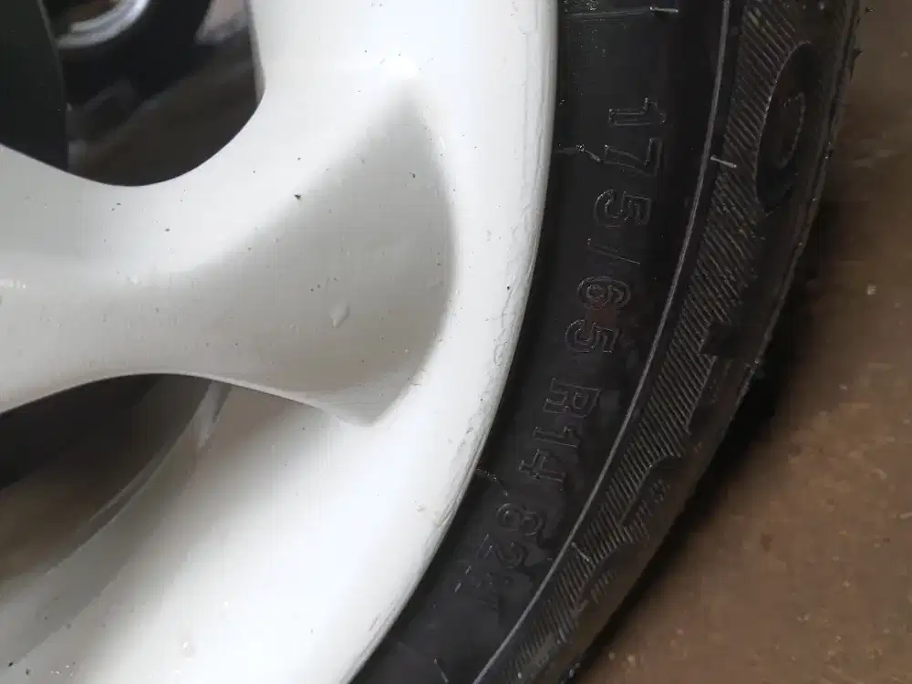 Velg racing R14 + ban