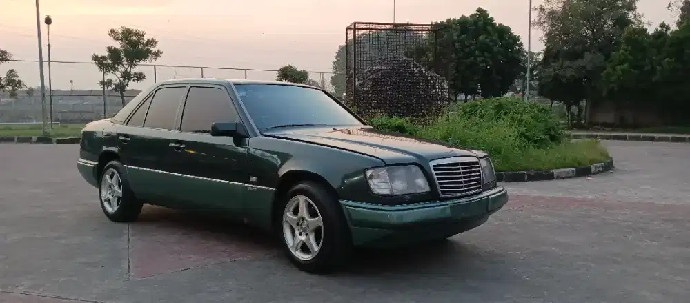 Dijual (BU) Mercedes-Benz w124 230e A/T sportline th'91