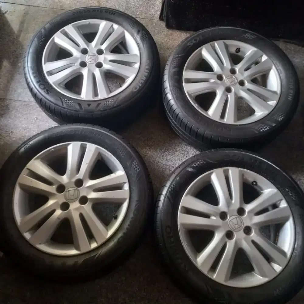 Velg Jazz R16 + ban kumho