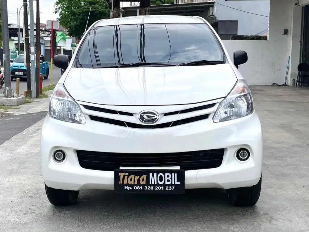 Daihatsu Xenia 1.0 M MT Th 2012