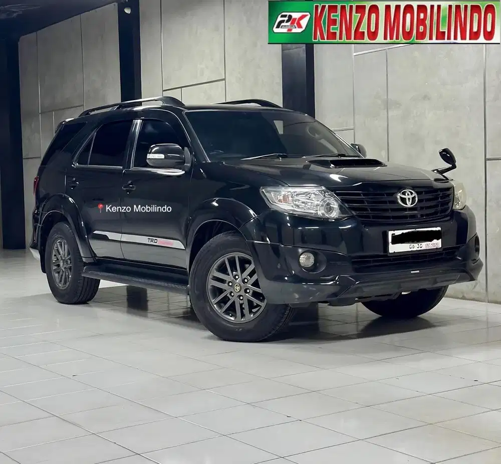 Fortuner 2,5 VNT TRD AT 2013 hitam,km rendah istimewah dp 45 tt pajero