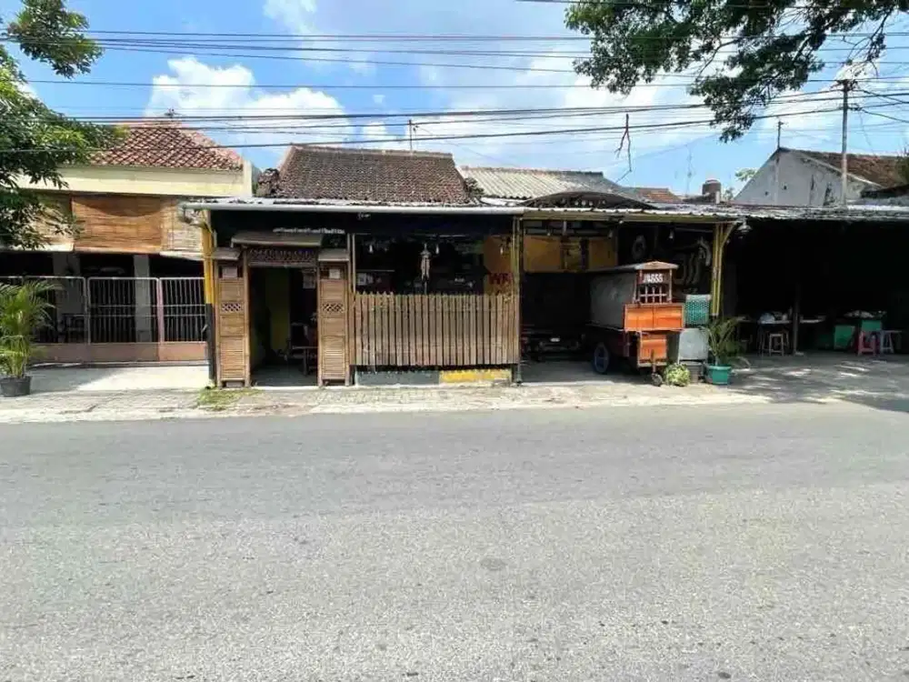 Ruang usaha dijual Kartosuro Sukoharjo lokasi 5 menit dari rumah sakit Ortopedi