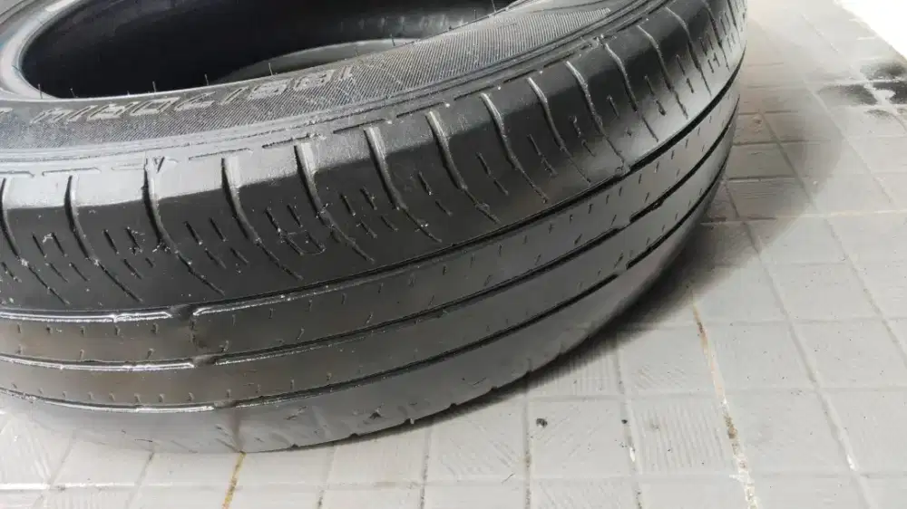 Ban dunlop 185/70 R14