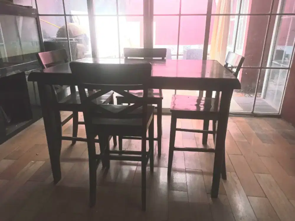 Meja Makan 1 set Kayu Jati Model Classic