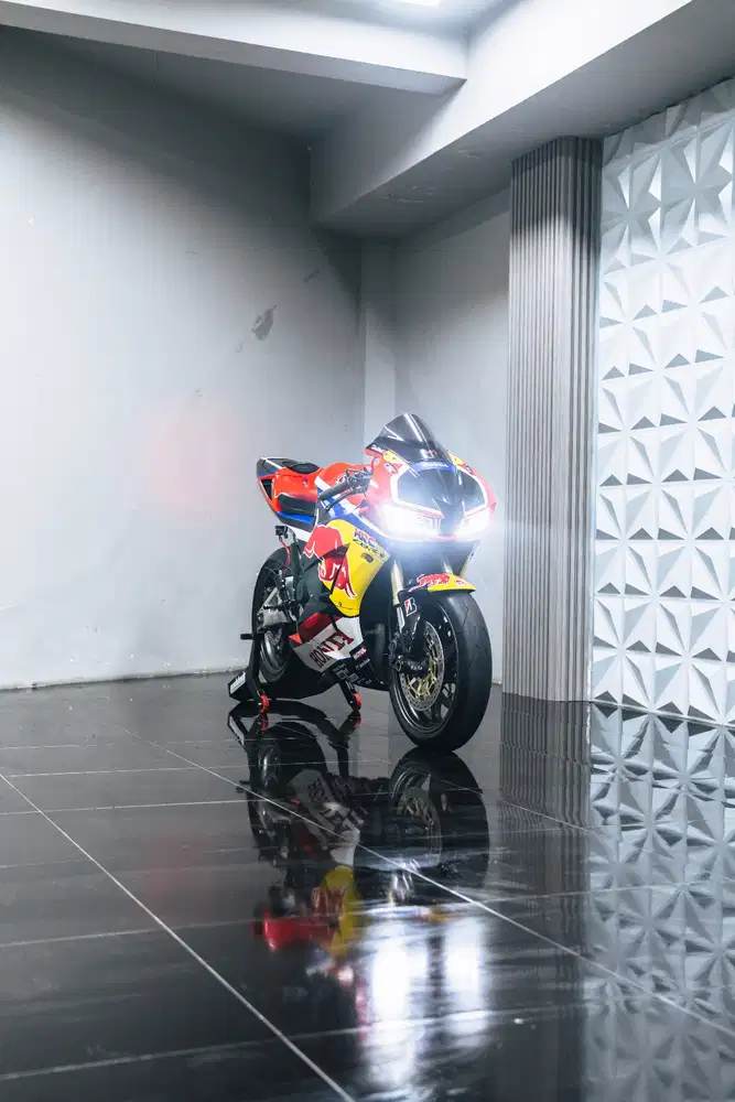 Honda CBR 600 'Redbull' Limited Edition 2014