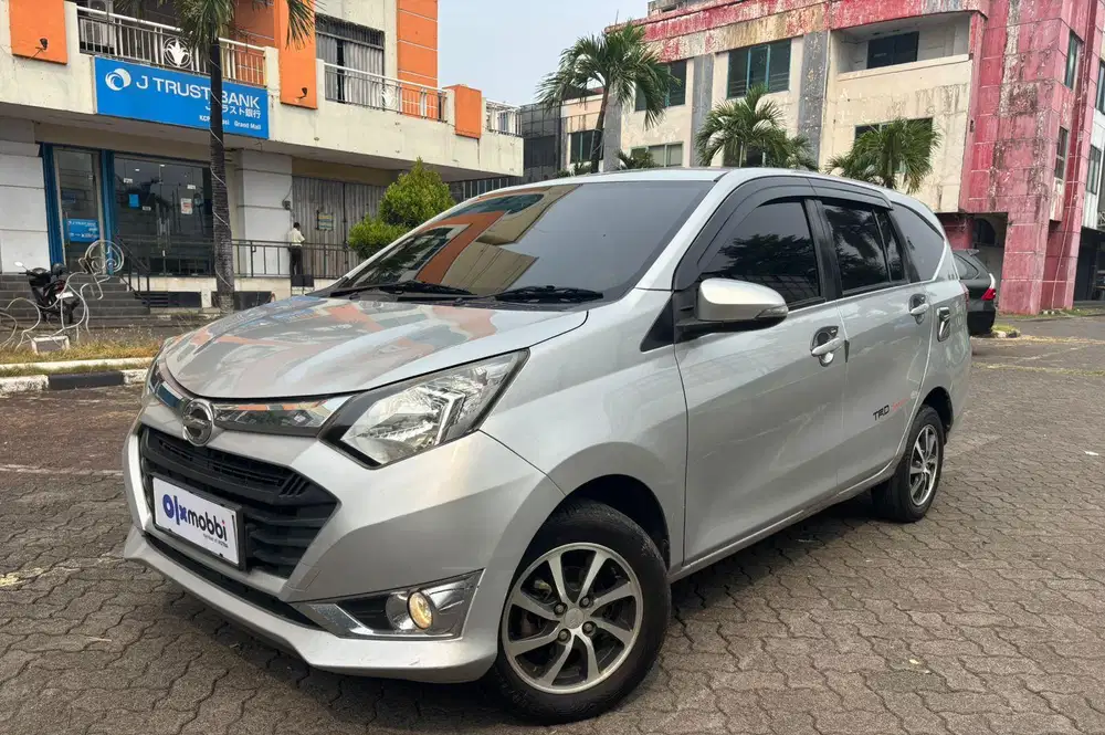 Pajak Panjang - Daihatsu Sigra 1.2 R Bensin-MT 2019