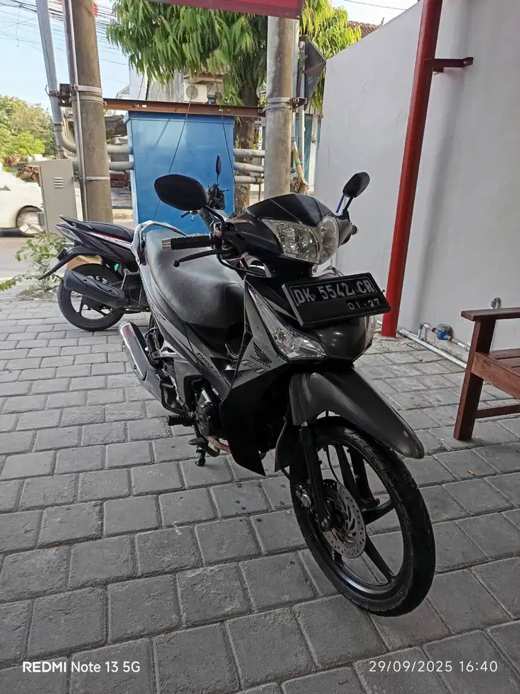 Honda Supra X125 Helm in 2012 plat Denpasar