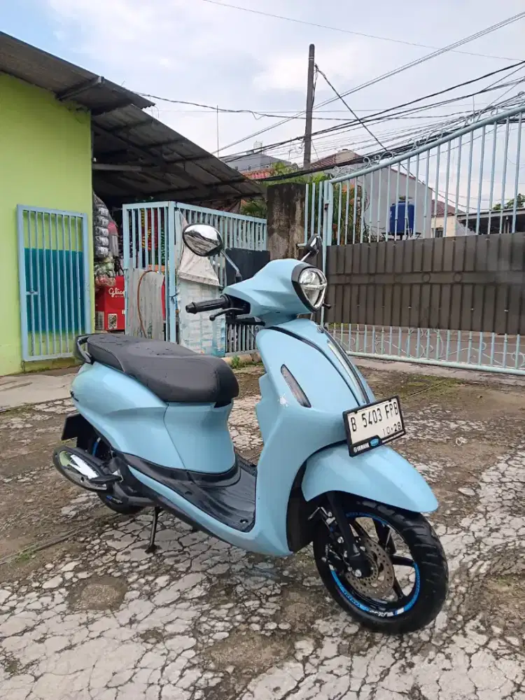 Sale .. yamaha grand filano