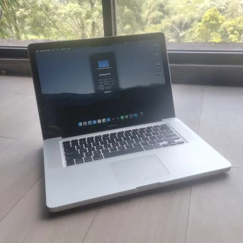 Macbook Pro 15 inch MD103 i7 16/512 SSD