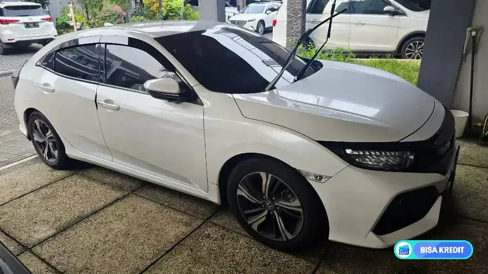 JUAL PRIBADI HONDA CIVIC HATCHBACK 1.5 E AT TURBO - 2018