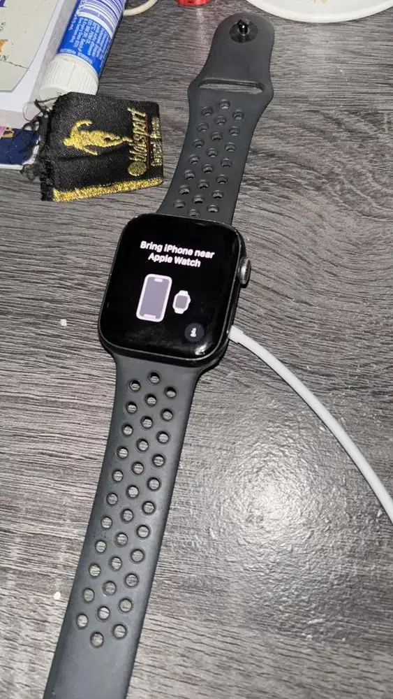 Apple Watch SE Gen 1 Nike Edition ex garansi resmi