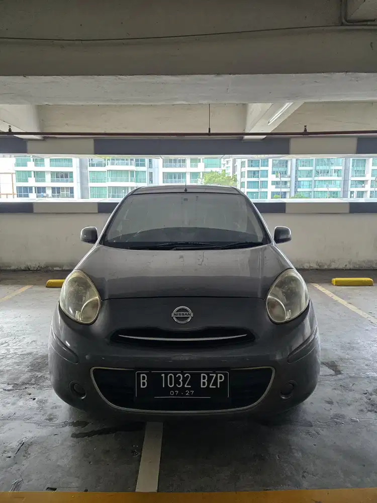 Nissan March 2012 Bensin