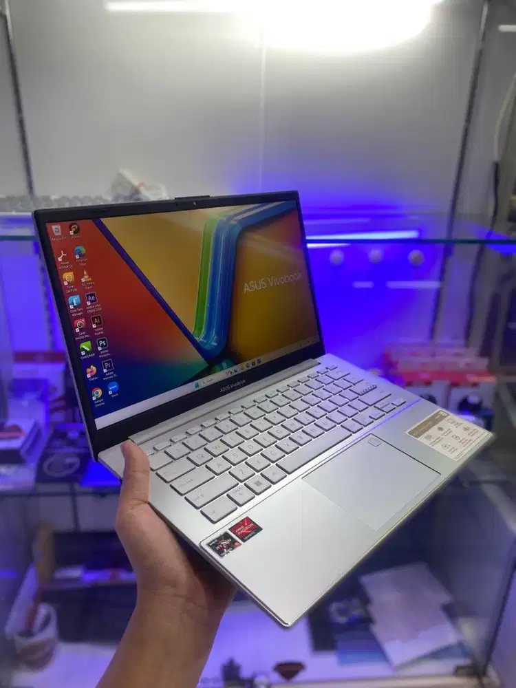 Asus Vivobook Go E1404FA Like New ( Garansi ON 2026 )