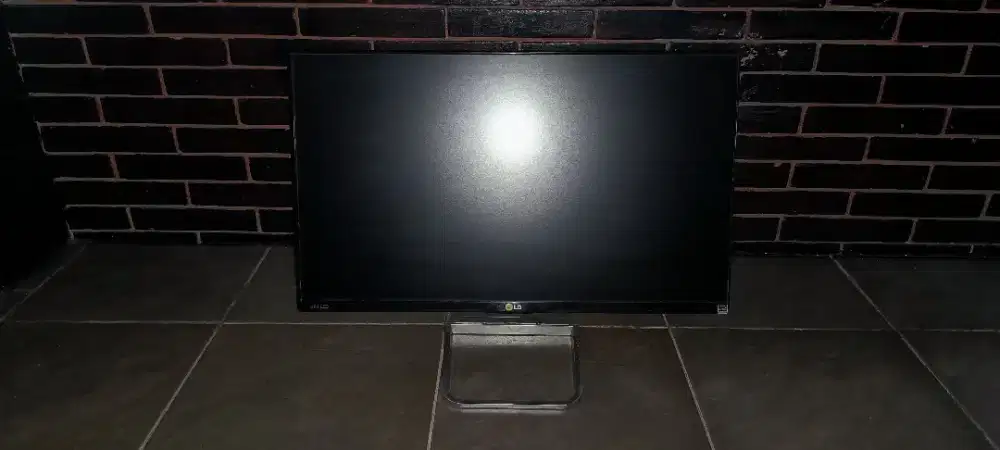 Monitor LG 24 24MP77HM