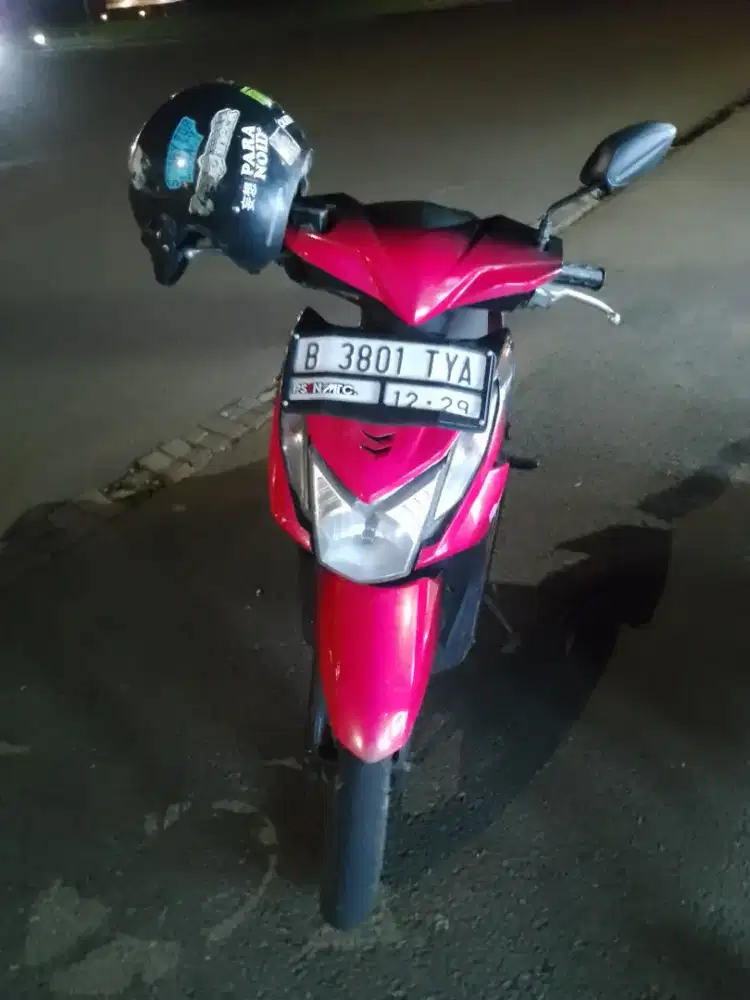 Jual motor Honda beat tahun 2013