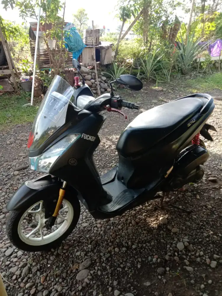 motor lexi tahun 2019 ss lengkap bpkb stnk  tangan pertama siap pakai