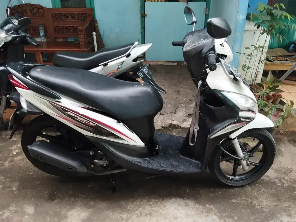 Honda spacy 2011