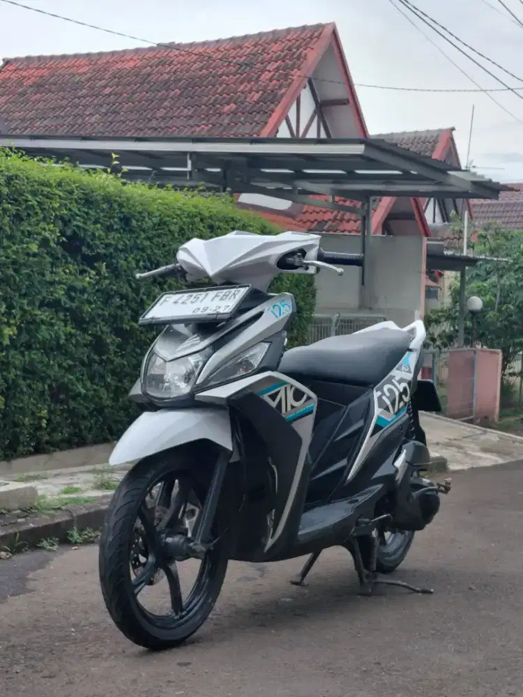 YAMAHA MIO M3 2017 PUTIH PERAK FAVORIT